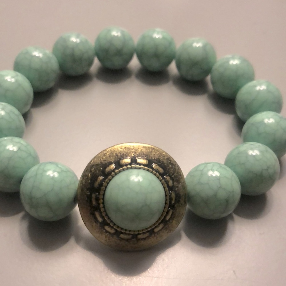 Turquoise beaded stretch bracelet